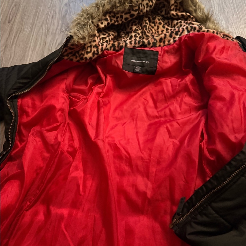 Black Quilted Hooded Puffer Coat with Faux-Fur Trim - Picture 3 of 6